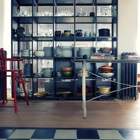 Tres Beau Loft Industriel 20e パリ